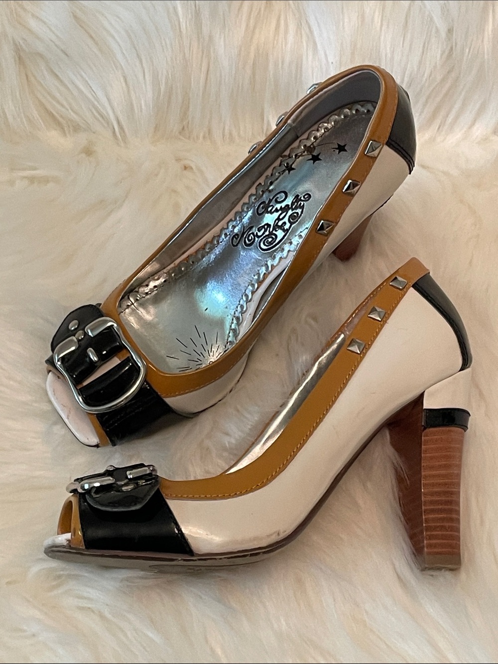 Naughty Monkey - White, Black & Gold Peep-Toe Stud Block Heel Pumps - 7